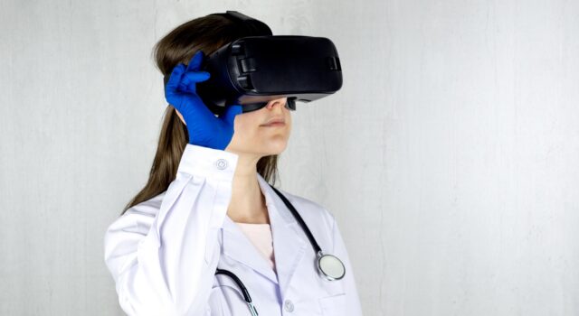5 Exciting Benefits of Virtual Reality